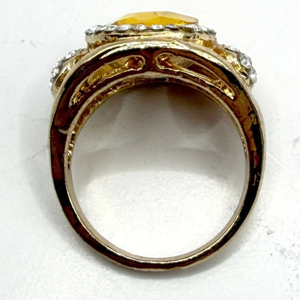 Gold Tone Citrine Color Statement Ring White Accents Size 8‎